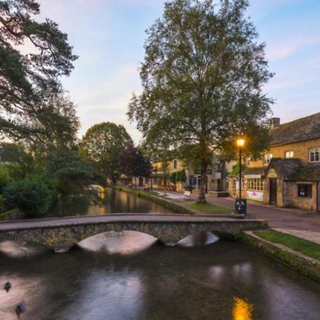 Готель Mavis In The Cotswolds Bourton-on-the-Water Екстер'єр фото