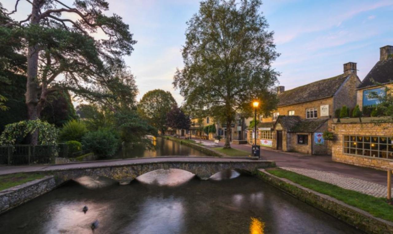 Готель Mavis In The Cotswolds Bourton-on-the-Water Екстер'єр фото